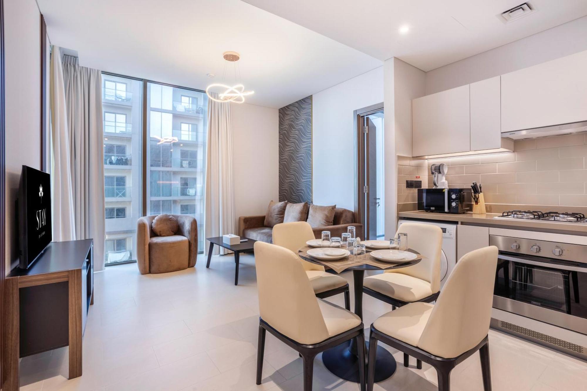 Stay By Latinem Luxury 1Br Plus Study Holiday Home Cv A2712 Near Downtown Dubai Bagian luar foto