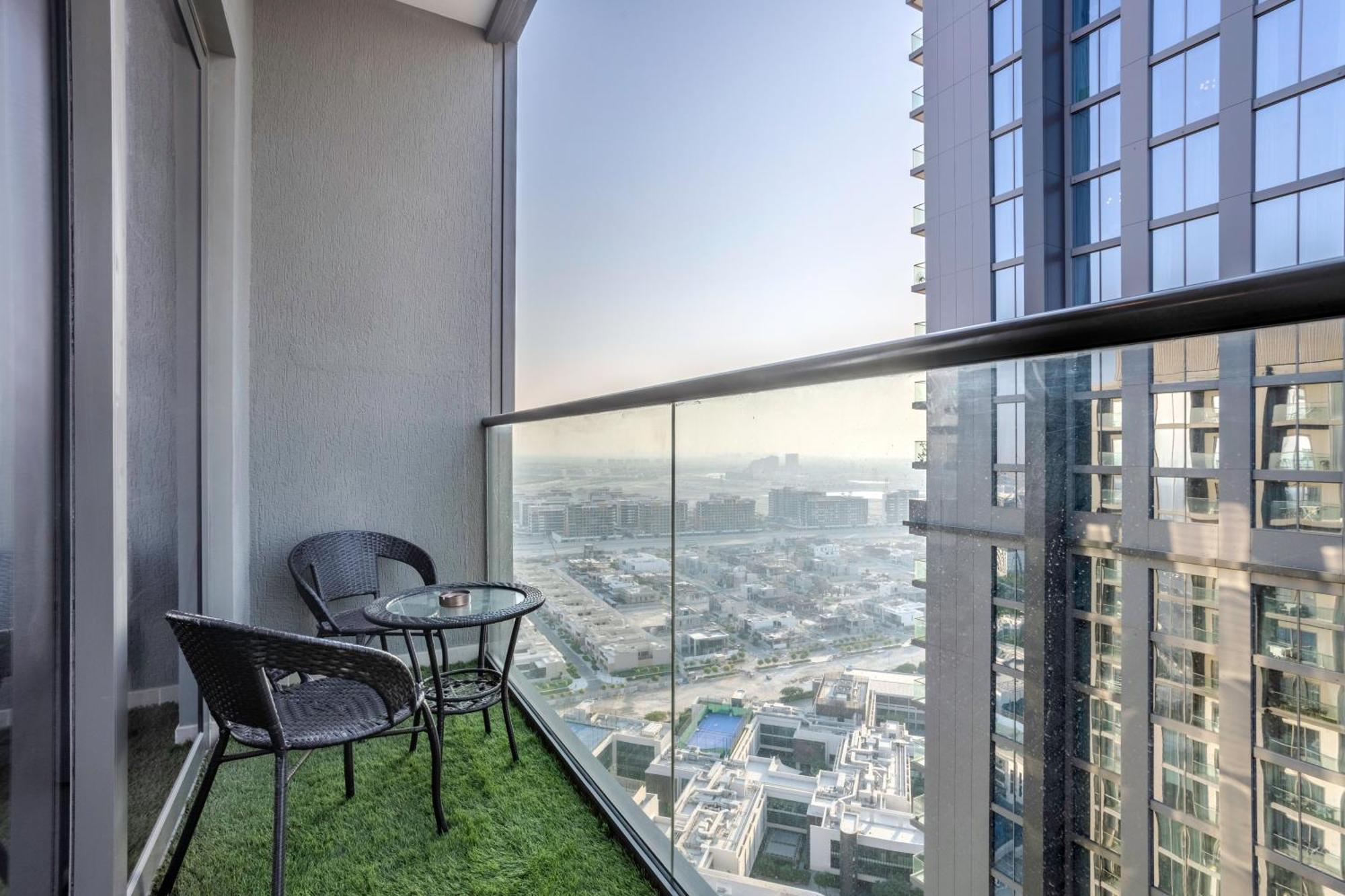 Stay By Latinem Luxury 1Br Plus Study Holiday Home Cv A2712 Near Downtown Dubai Bagian luar foto